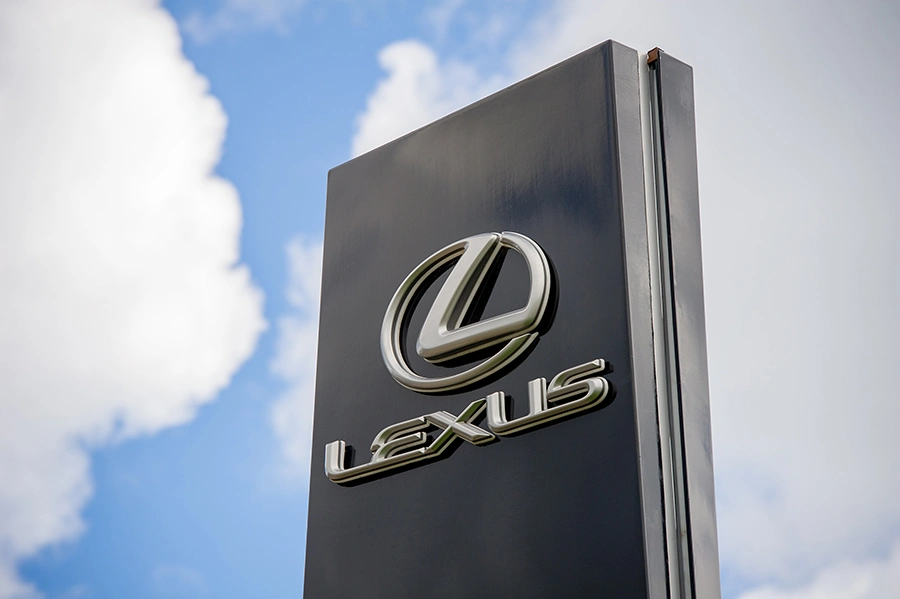 Lịch sử hình thành và ý nghĩa logo xe Luxus 