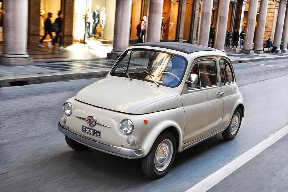 Fiat 500 có thiết kế cổ điển
