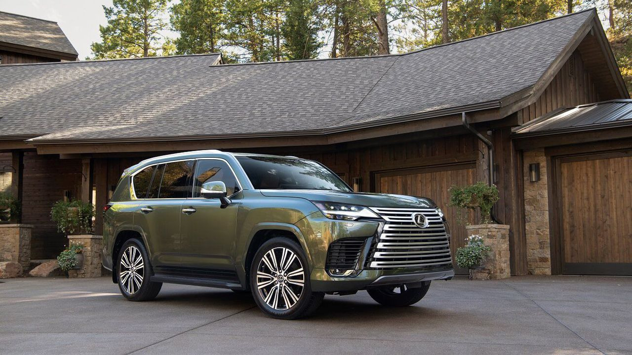 Lexus LX 600 Urban 2023 thiết kế tinh tế với 7 tùy chọn màu sơn ngoại thất