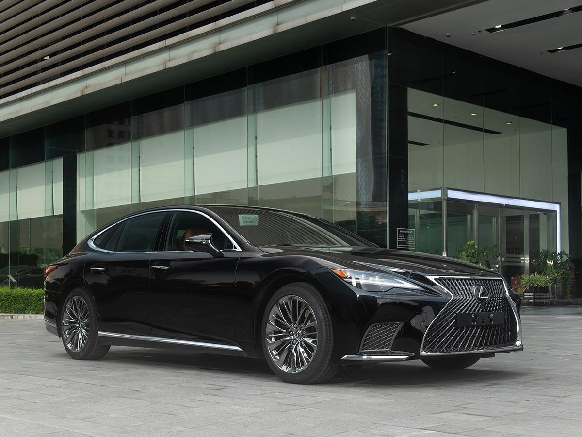 Mẫu xe Lexus LS 500h