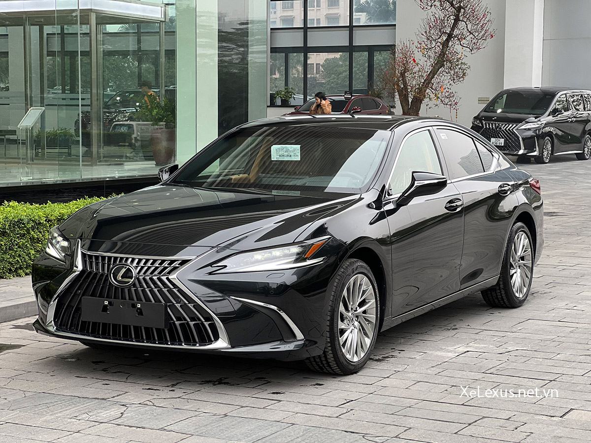 Lexus ES 250 màu Đen