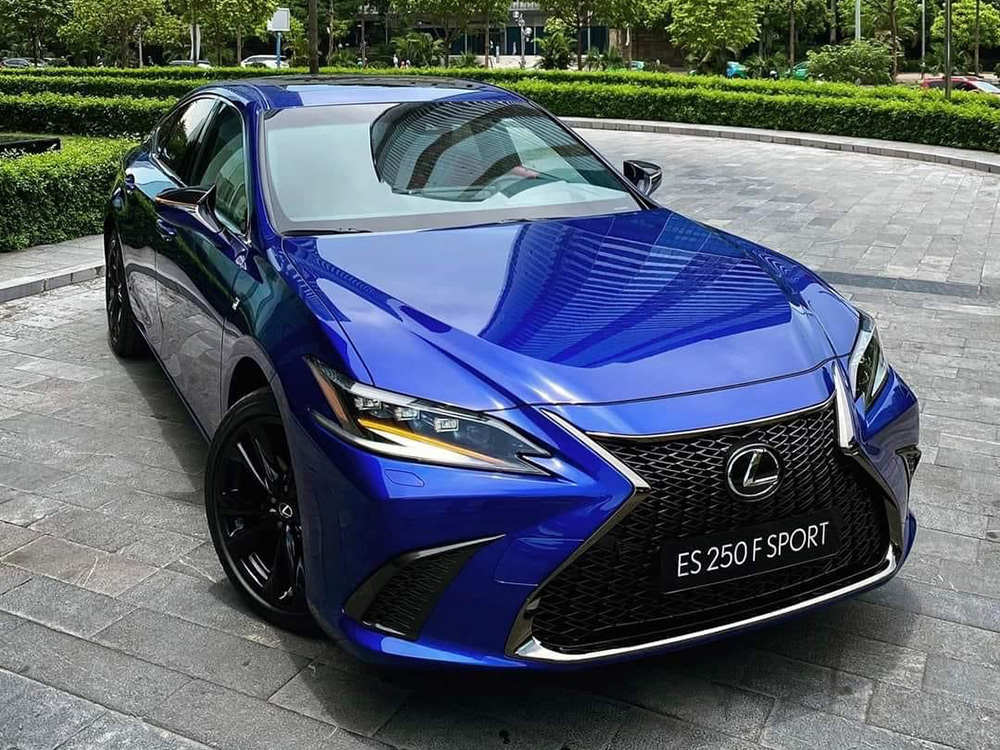 Lexus ES250 F Sport 2024 Giá xe Lexus ES250 F Sport mới nhất + Ưu đãi