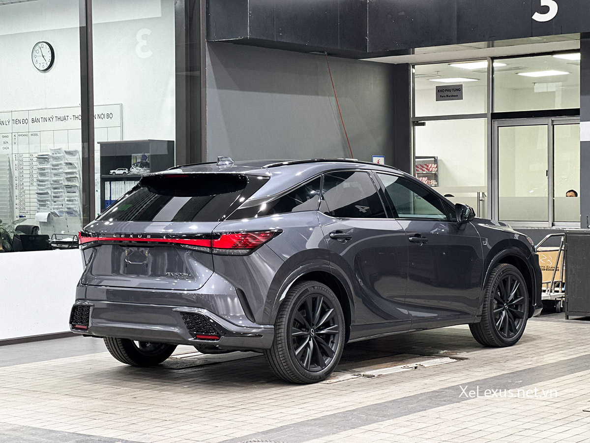 Lexus RX500h F Sport màu Xám Sonic